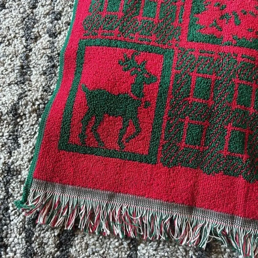 Vtg Shula for Renaissance CHRISTMAS BATH HAND TOWEL Israel Egyptian Cotton Red